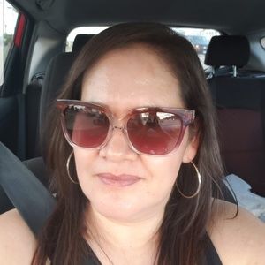 Meet your Posher, Araceli